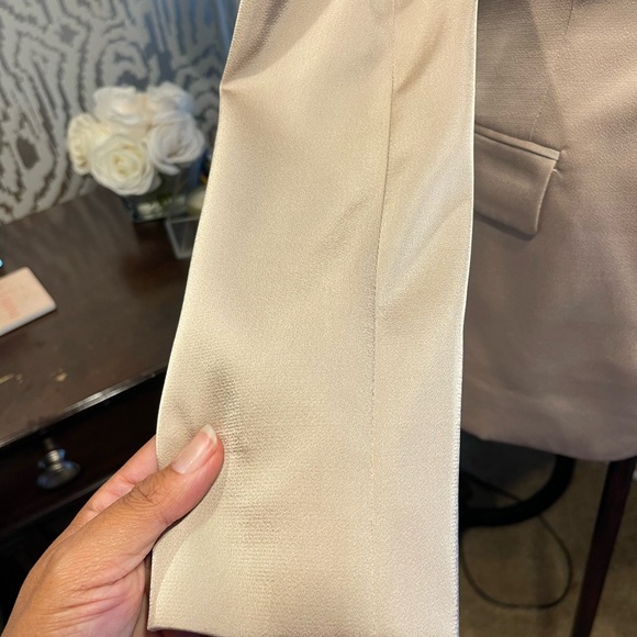 Theory one button/seashell blazer - Picture 5 of 8